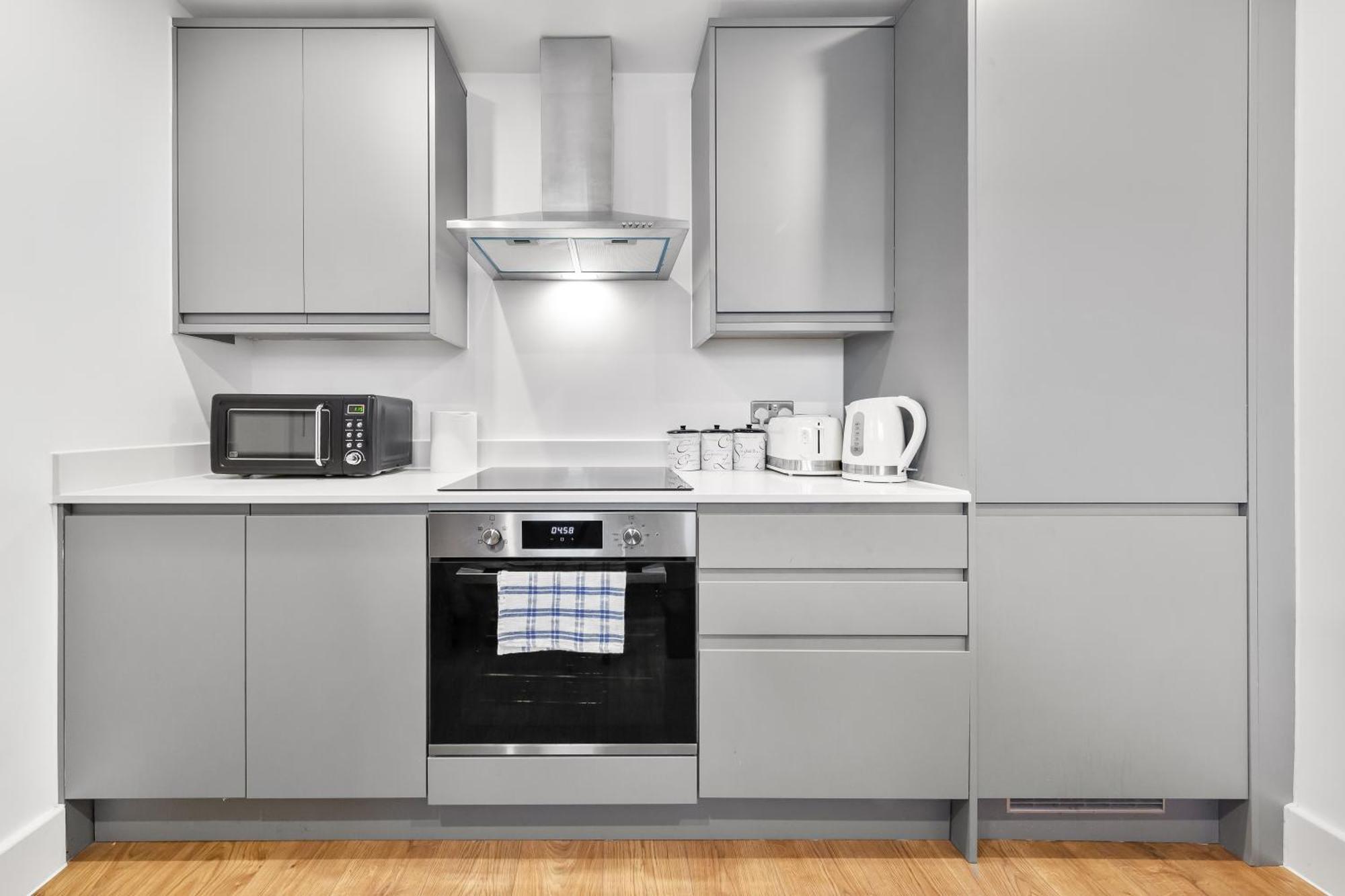Central London Two Bedroom Serviced Apartment - Nine Elms Luxury Stay - Vauxhall & Westminster Ngoại thất bức ảnh